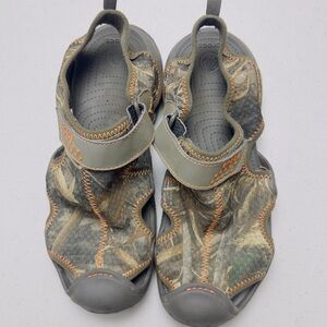 Crocs Mens M12 Swiftwater Realtree Max 5 Sandal Camo Mesh  Water Fishing